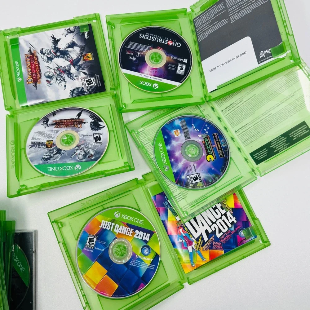 Xbox One Game Lot of 11 Minecraft Divinity Just Dance NBA 2K Madden Call of Duty